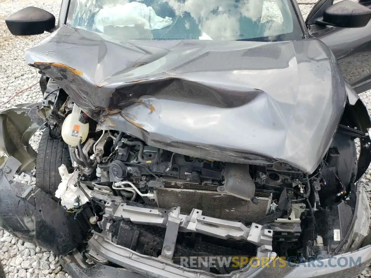 12 Photograph of a damaged car 3N1CP5BV1LL542992 NISSAN KICKS 2020