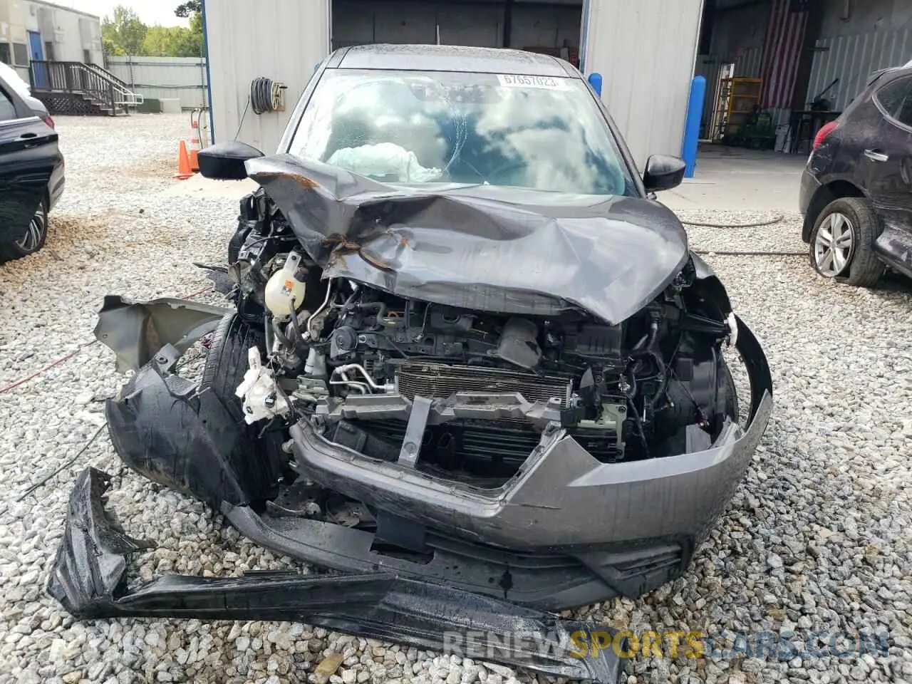 5 Photograph of a damaged car 3N1CP5BV1LL542992 NISSAN KICKS 2020
