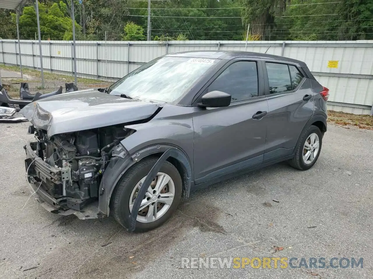 1 Photograph of a damaged car 3N1CP5BV1LL560358 NISSAN KICKS 2020