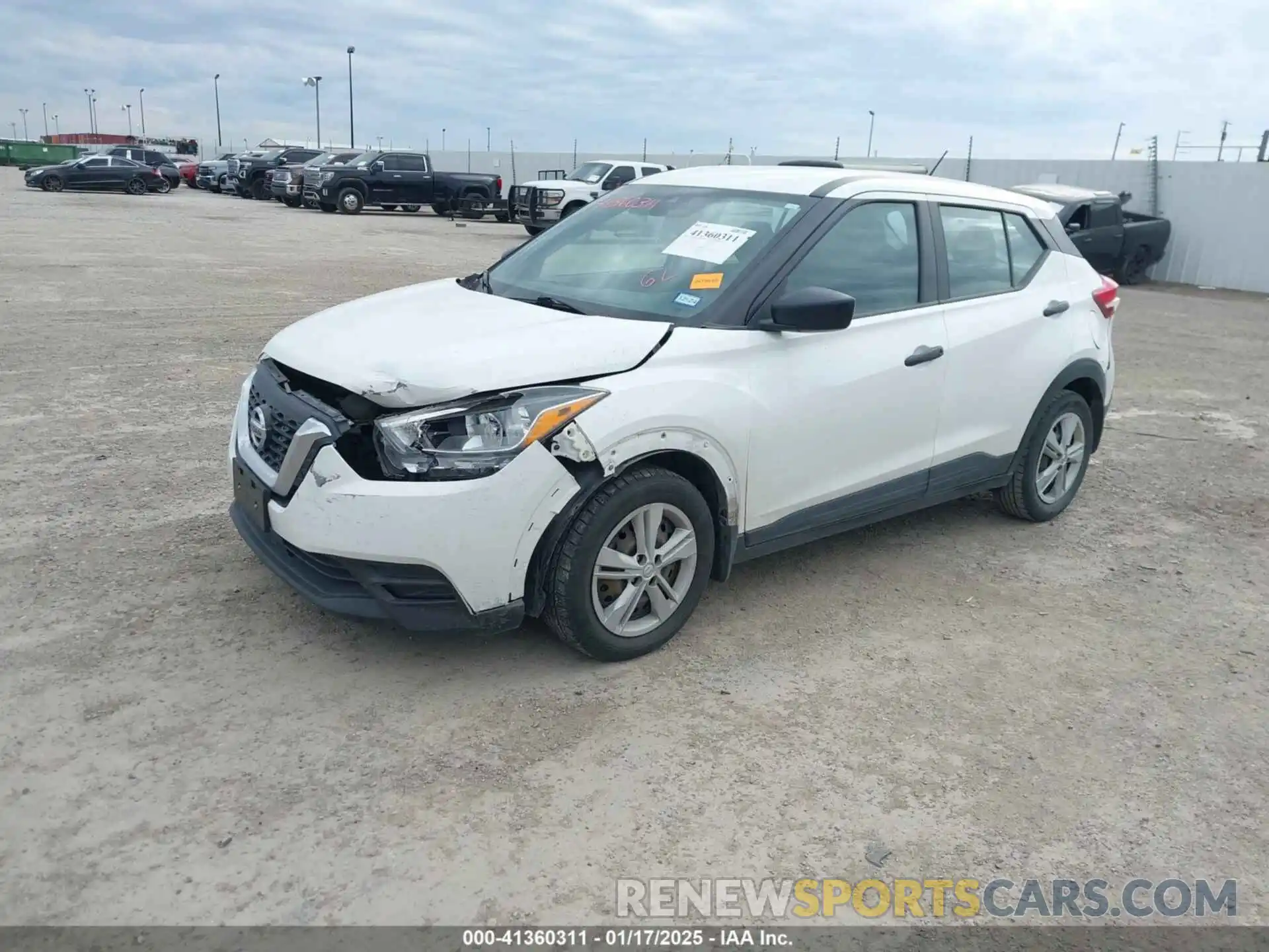 2 Photograph of a damaged car 3N1CP5BV2LL492717 NISSAN KICKS 2020