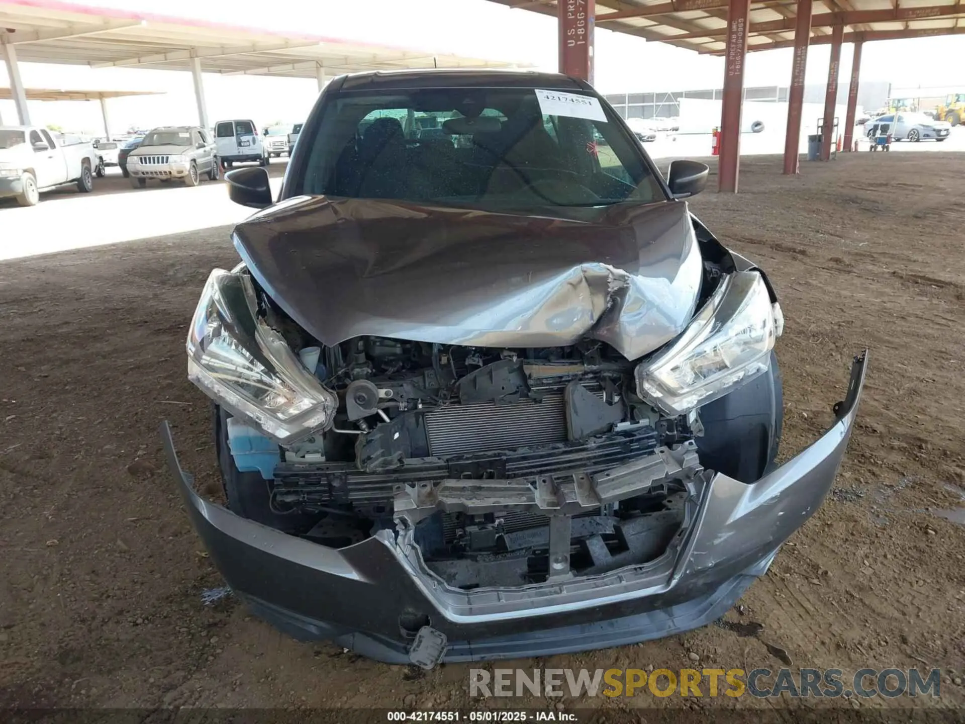12 Photograph of a damaged car 3N1CP5BV2LL502730 NISSAN KICKS 2020