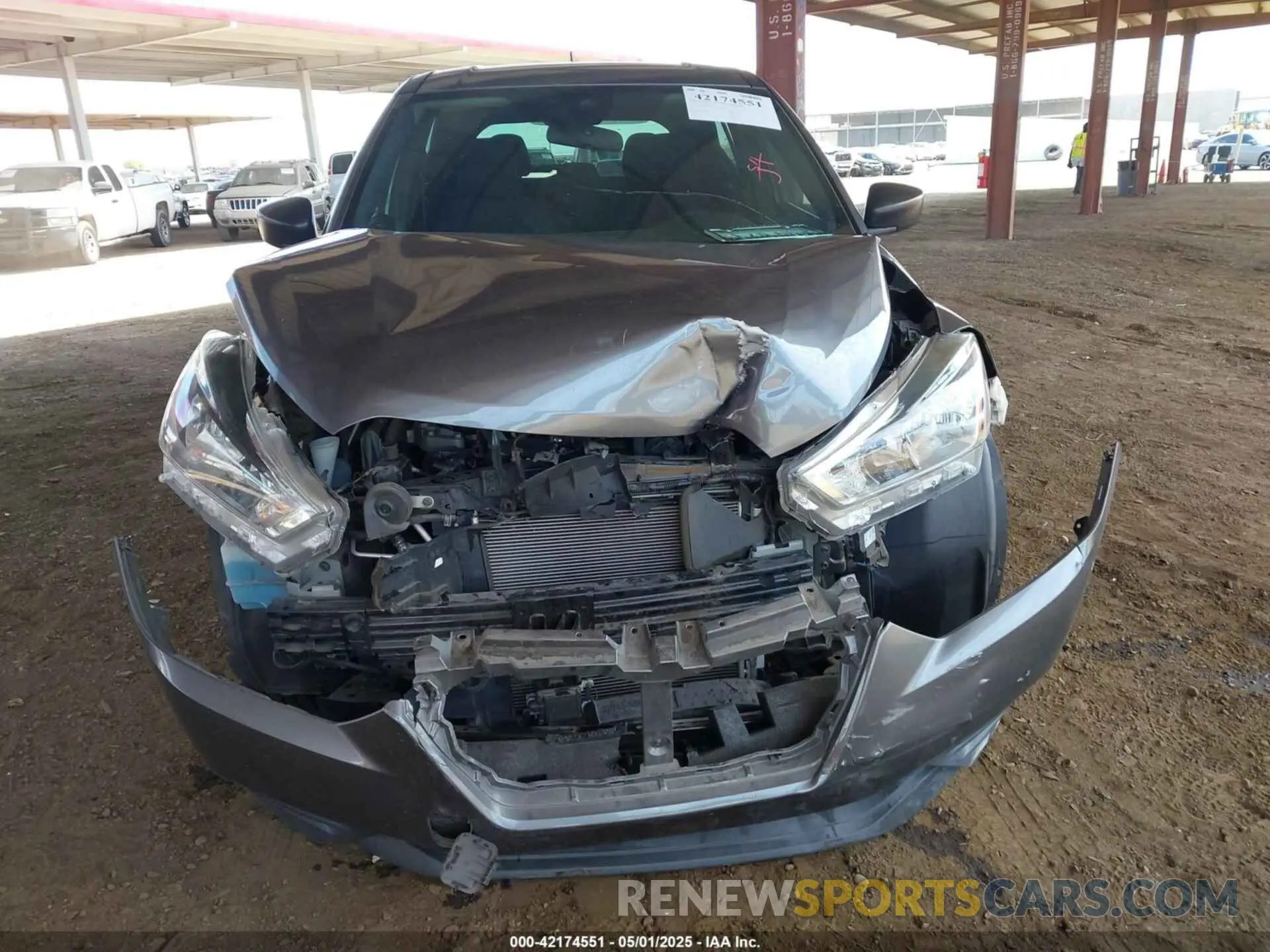 6 Photograph of a damaged car 3N1CP5BV2LL502730 NISSAN KICKS 2020