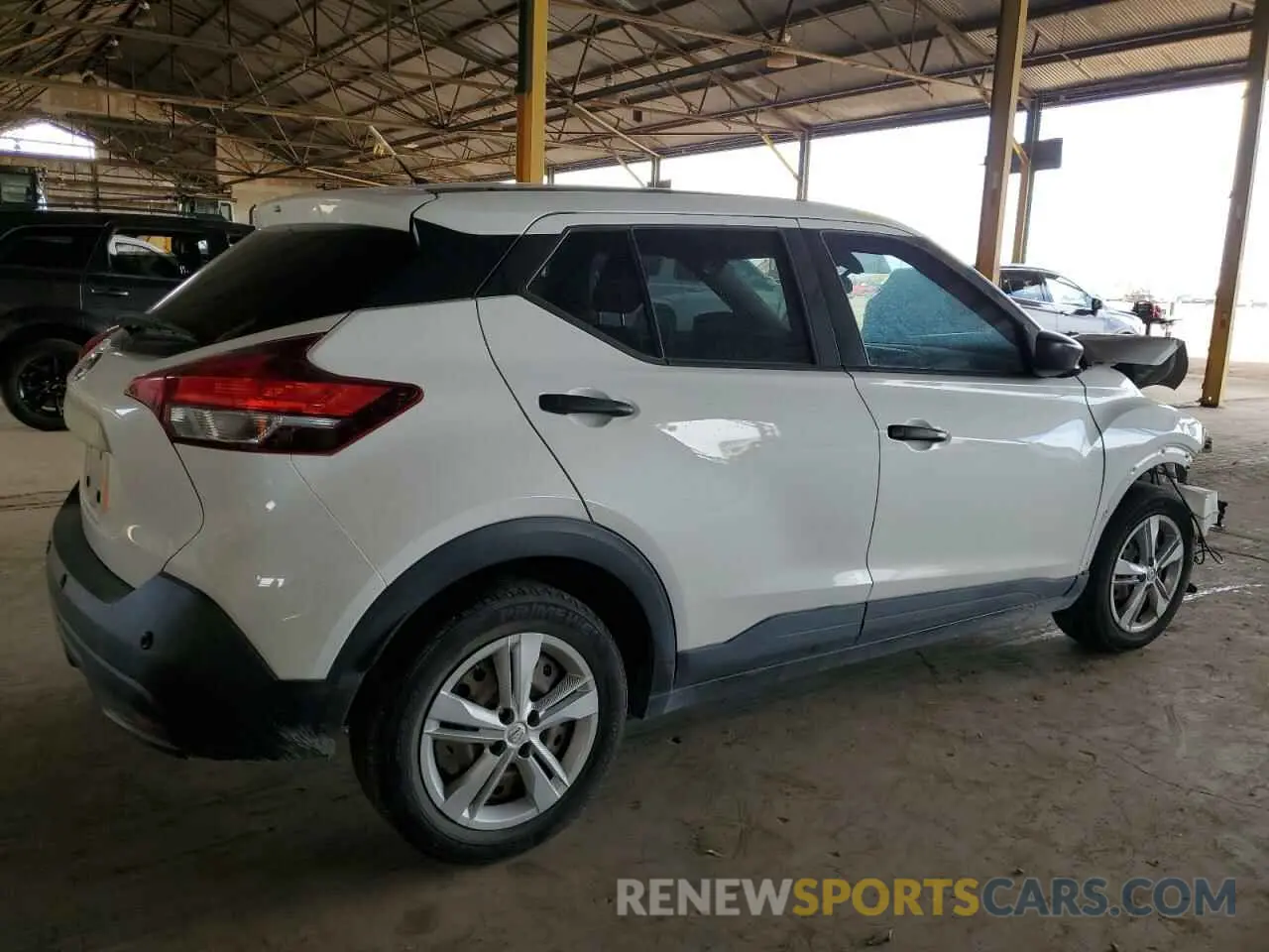3 Photograph of a damaged car 3N1CP5BV2LL511380 NISSAN KICKS 2020
