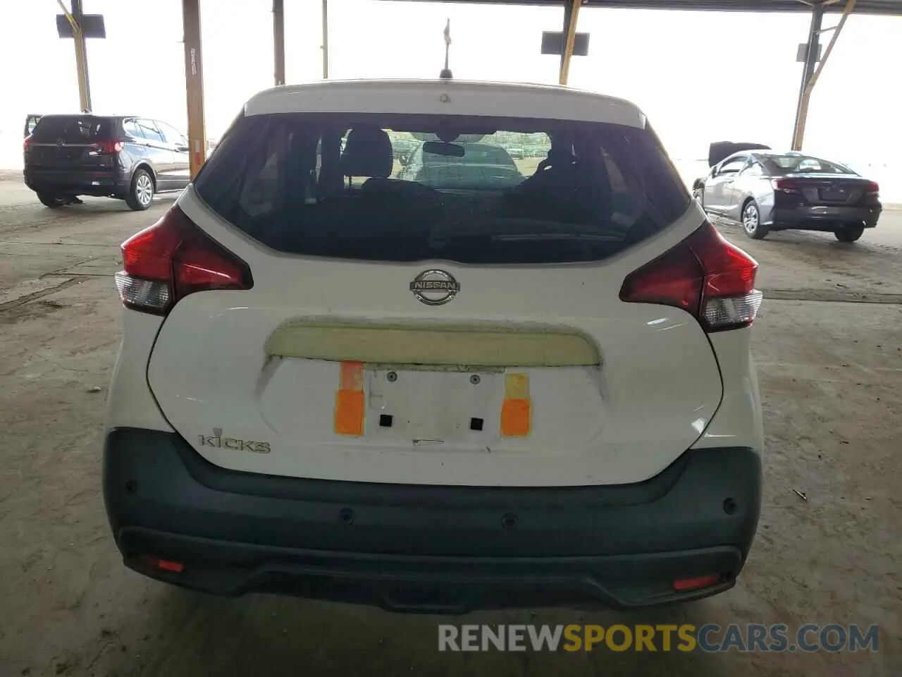 6 Photograph of a damaged car 3N1CP5BV2LL511380 NISSAN KICKS 2020