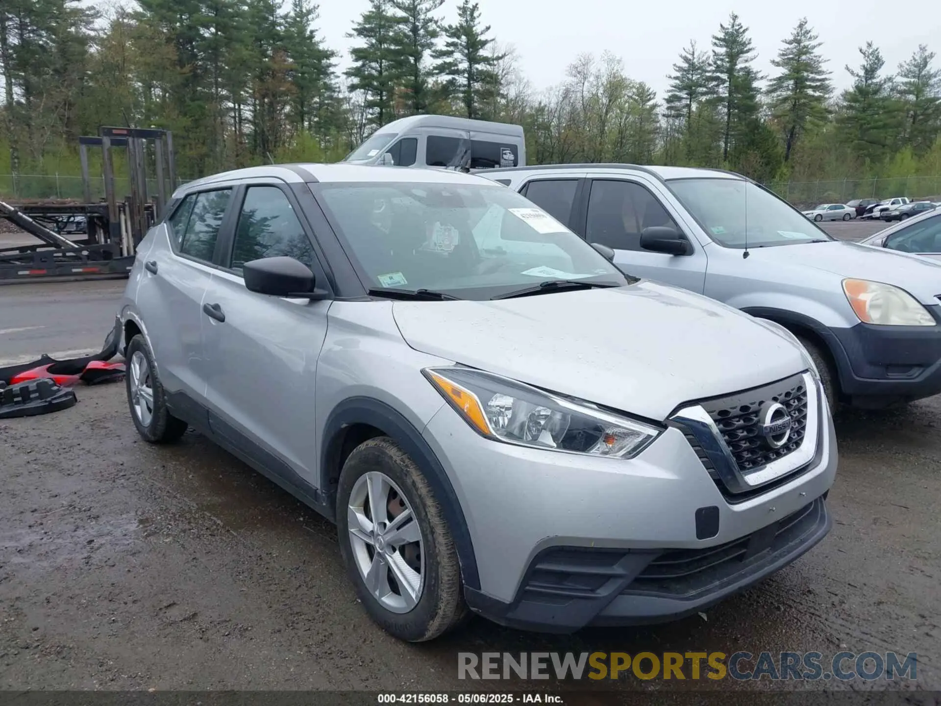 1 Photograph of a damaged car 3N1CP5BV2LL518121 NISSAN KICKS 2020