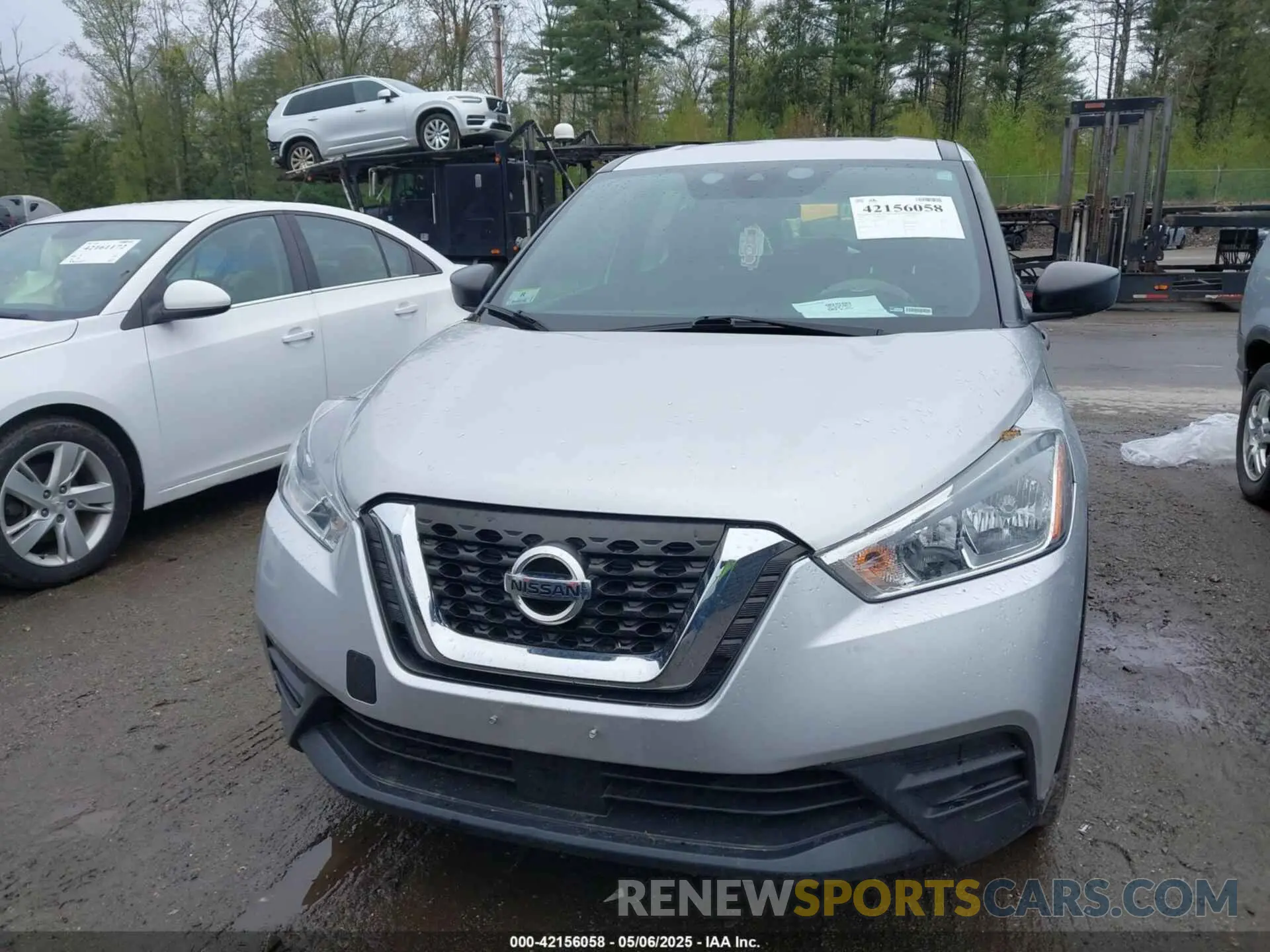 13 Photograph of a damaged car 3N1CP5BV2LL518121 NISSAN KICKS 2020