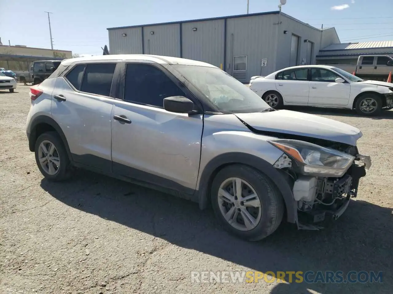 4 Photograph of a damaged car 3N1CP5BV2LL518247 NISSAN KICKS 2020