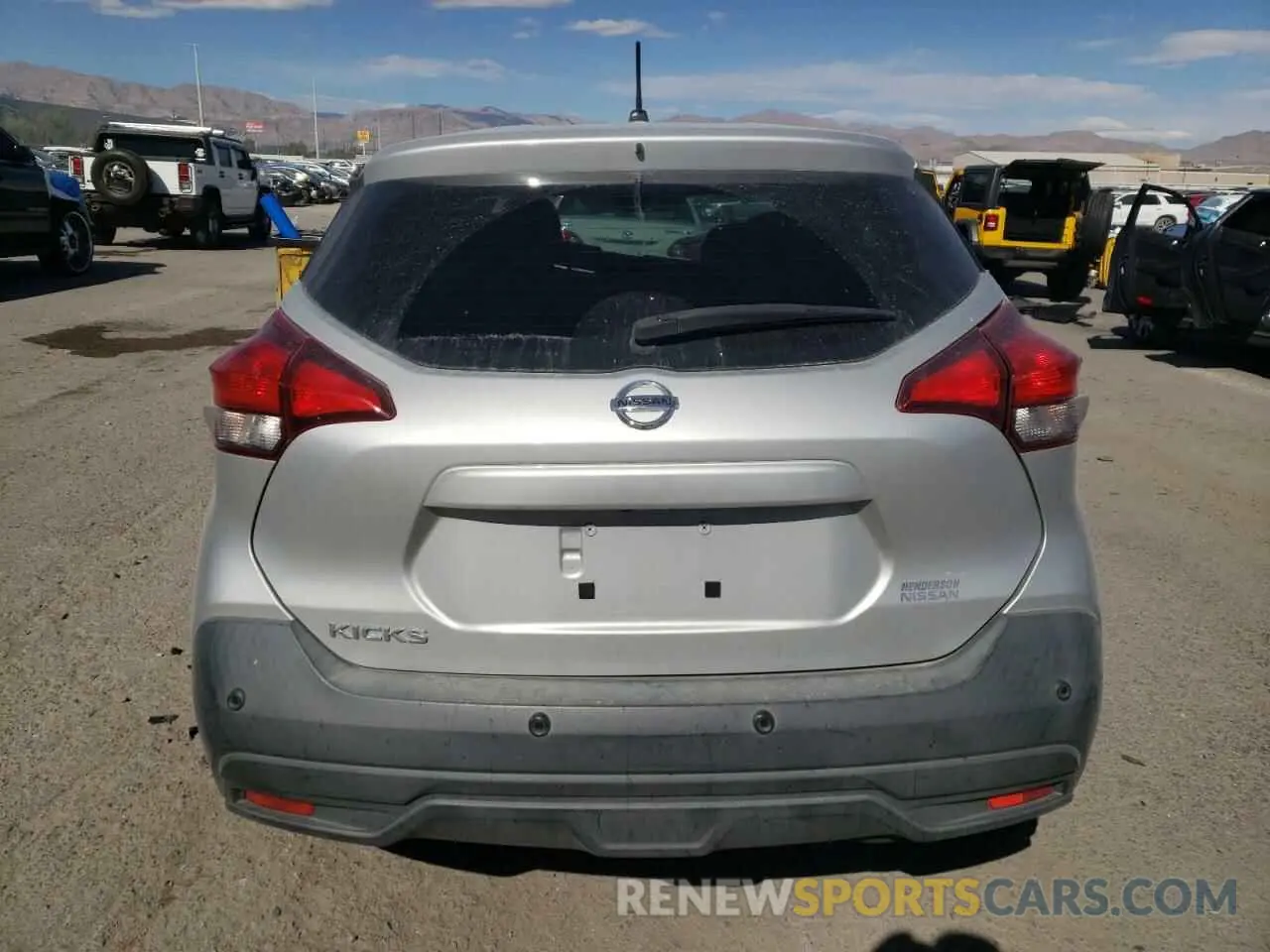 6 Photograph of a damaged car 3N1CP5BV2LL518247 NISSAN KICKS 2020