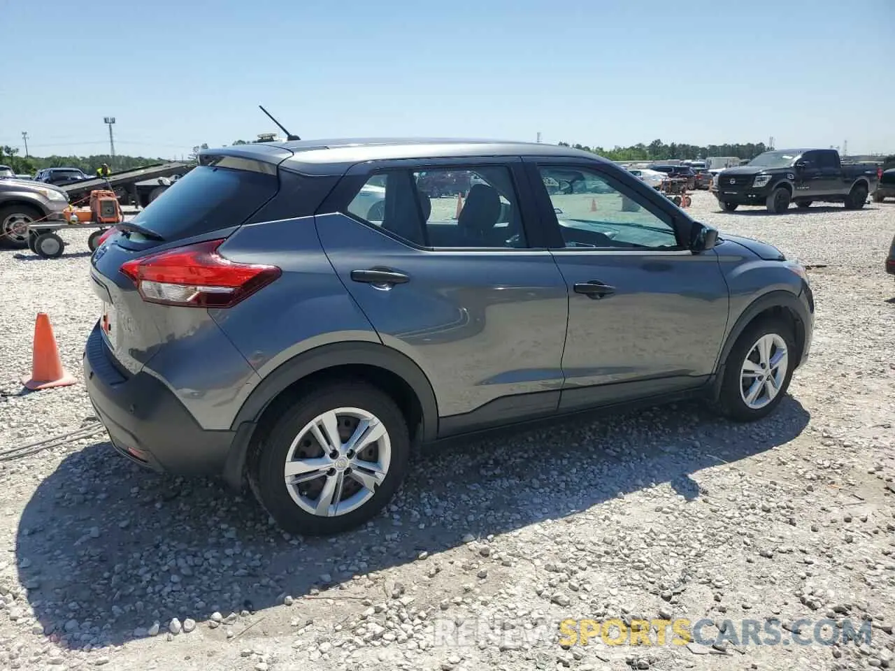 3 Photograph of a damaged car 3N1CP5BV2LL550115 NISSAN KICKS 2020
