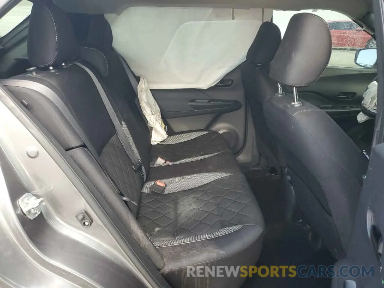 11 Photograph of a damaged car 3N1CP5BV2LL575371 NISSAN KICKS 2020