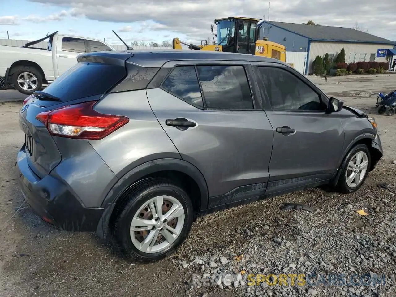 3 Photograph of a damaged car 3N1CP5BV2LL575371 NISSAN KICKS 2020
