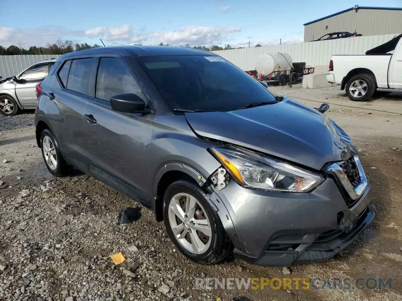 4 Photograph of a damaged car 3N1CP5BV2LL575371 NISSAN KICKS 2020