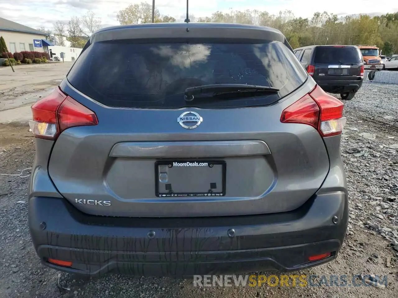 6 Photograph of a damaged car 3N1CP5BV2LL575371 NISSAN KICKS 2020