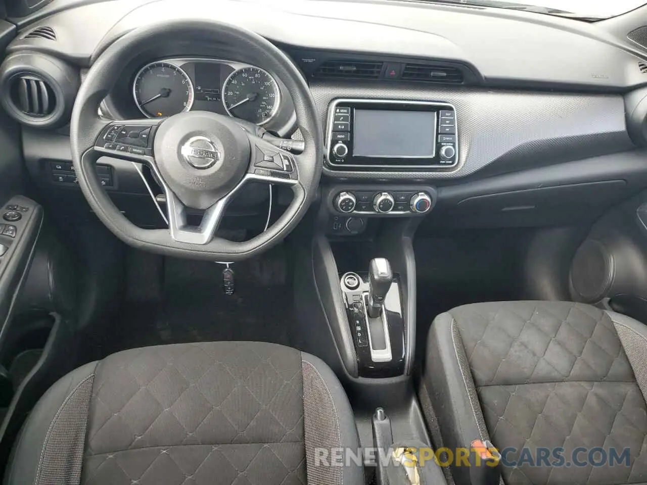 8 Photograph of a damaged car 3N1CP5BV3LL492211 NISSAN KICKS 2020