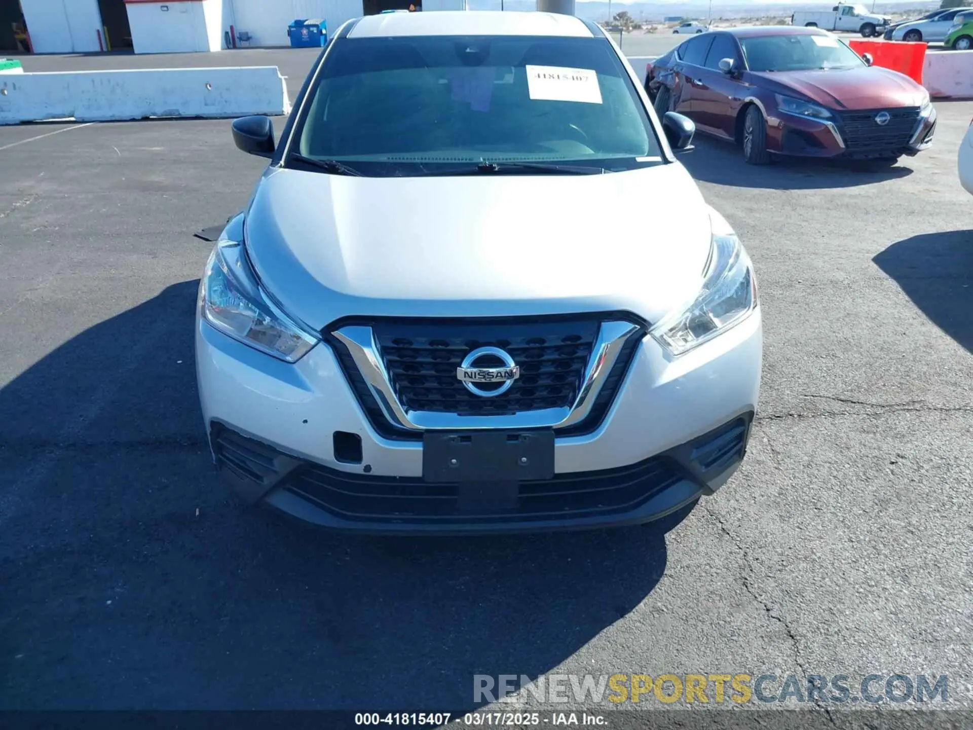 17 Photograph of a damaged car 3N1CP5BV3LL493097 NISSAN KICKS 2020