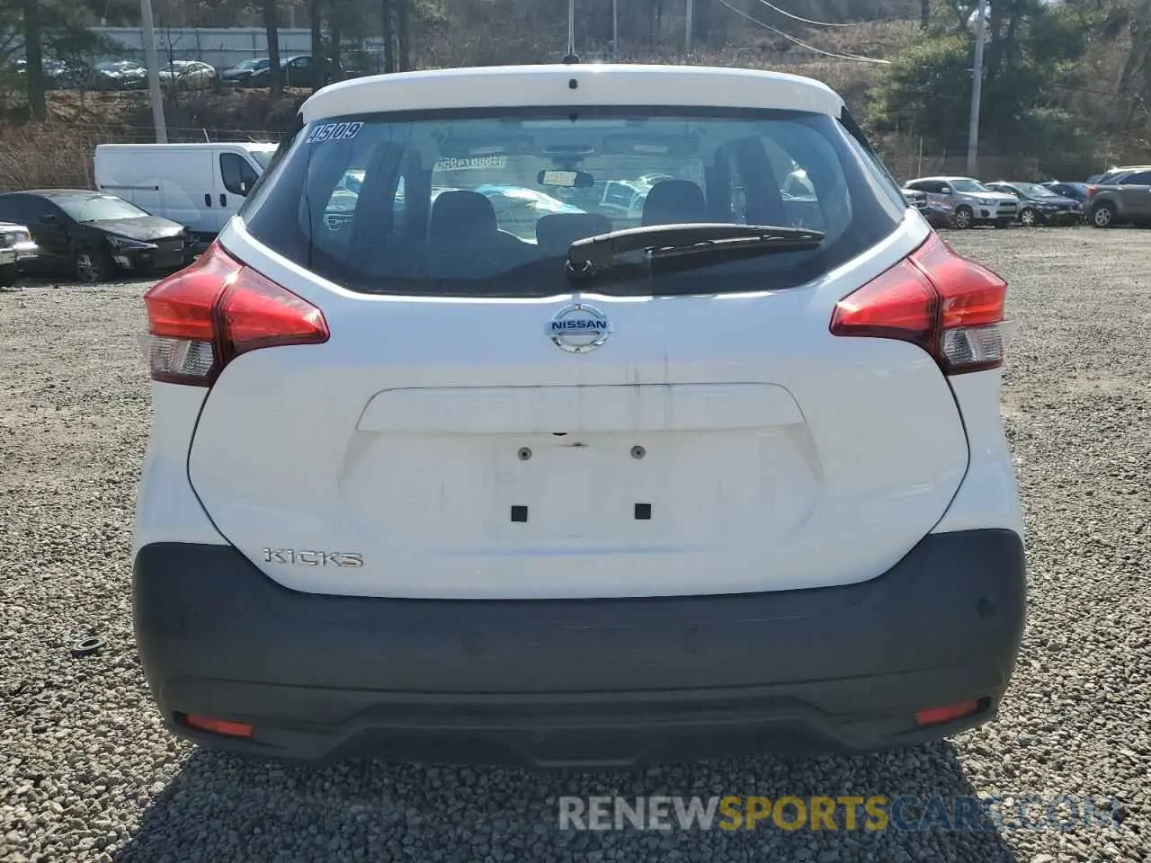 6 Photograph of a damaged car 3N1CP5BV3LL516135 NISSAN KICKS 2020