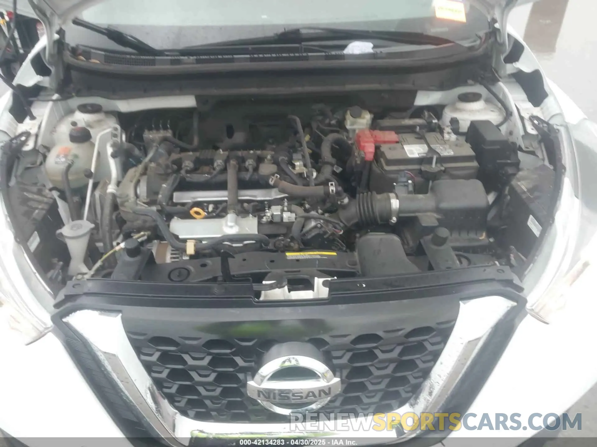 10 Photograph of a damaged car 3N1CP5BV3LL528429 NISSAN KICKS 2020