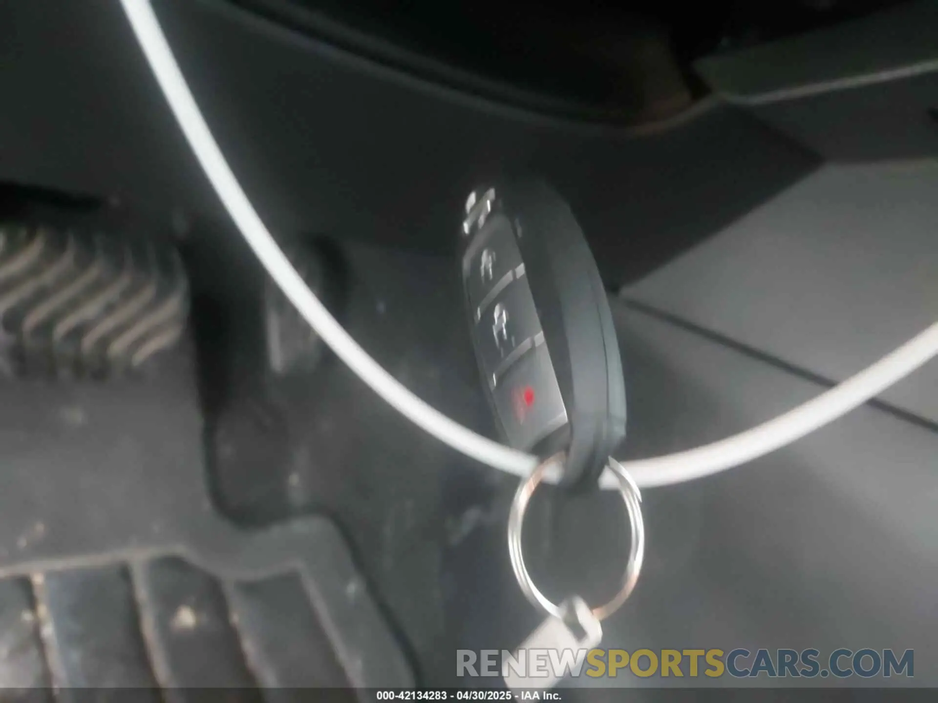11 Photograph of a damaged car 3N1CP5BV3LL528429 NISSAN KICKS 2020