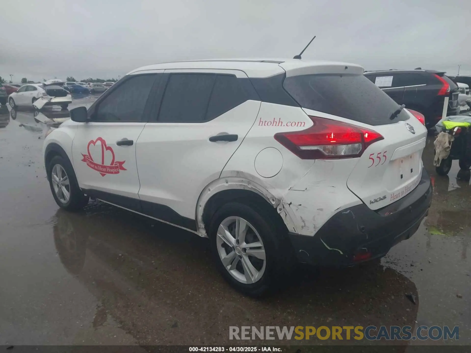 6 Photograph of a damaged car 3N1CP5BV3LL528429 NISSAN KICKS 2020
