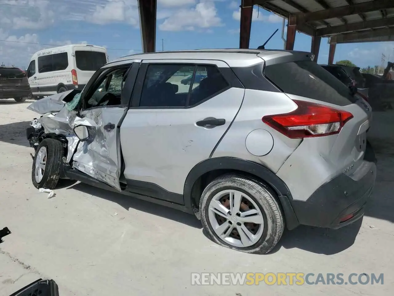 2 Photograph of a damaged car 3N1CP5BV3LL546154 NISSAN KICKS 2020
