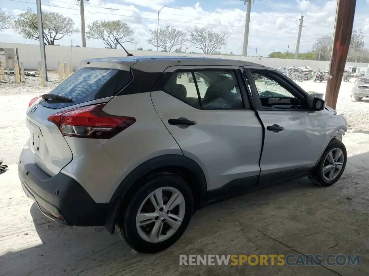 3 Photograph of a damaged car 3N1CP5BV3LL546154 NISSAN KICKS 2020