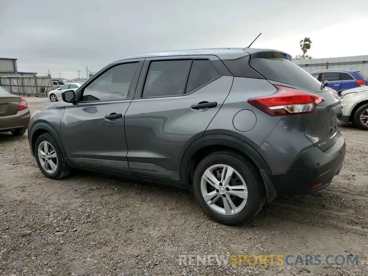2 Photograph of a damaged car 3N1CP5BV3LL564590 NISSAN KICKS 2020