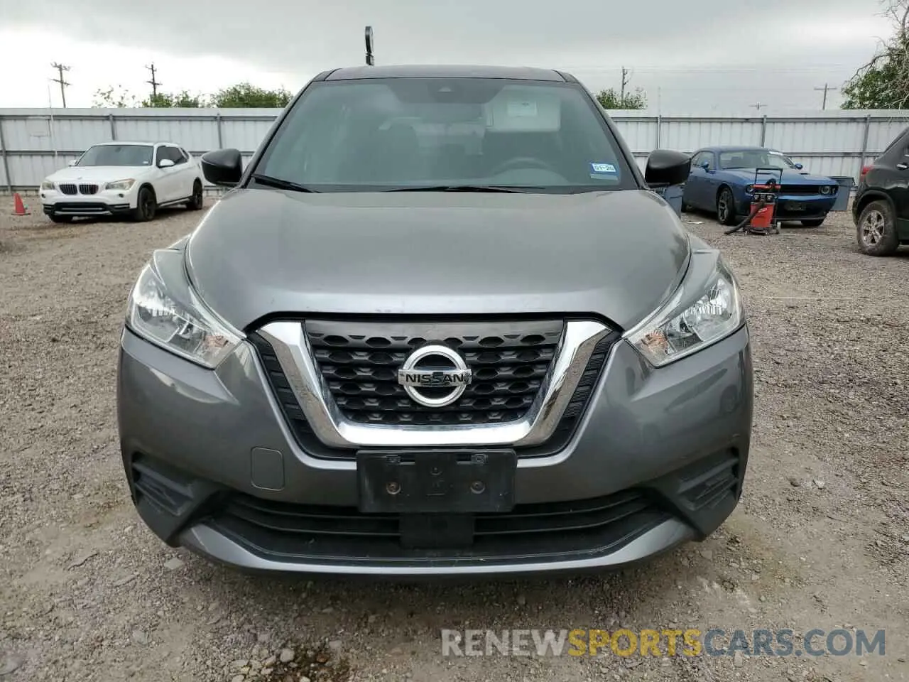5 Photograph of a damaged car 3N1CP5BV3LL564590 NISSAN KICKS 2020