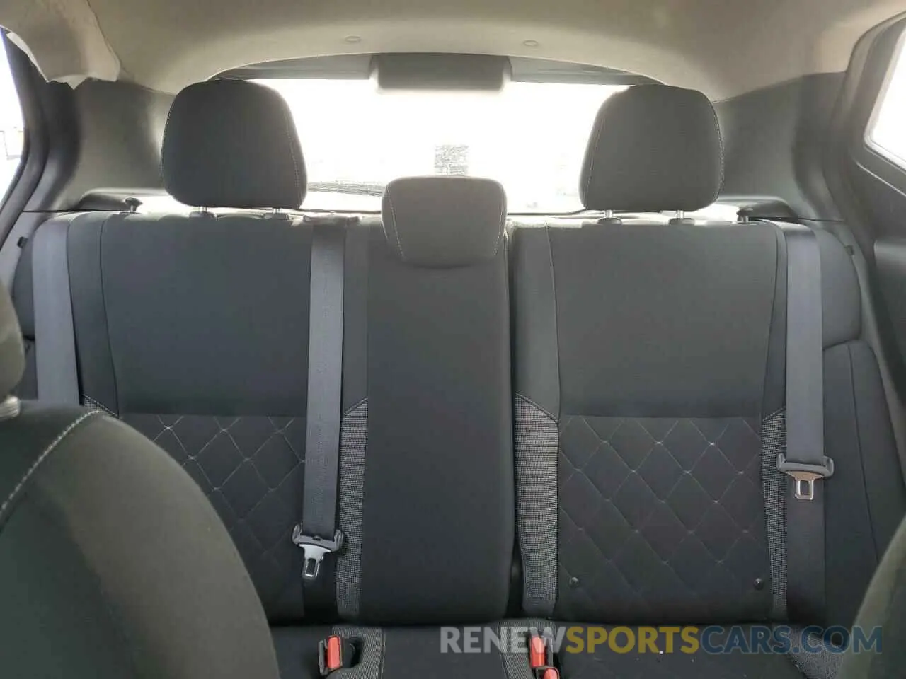 10 Photograph of a damaged car 3N1CP5BV3LL576075 NISSAN KICKS 2020