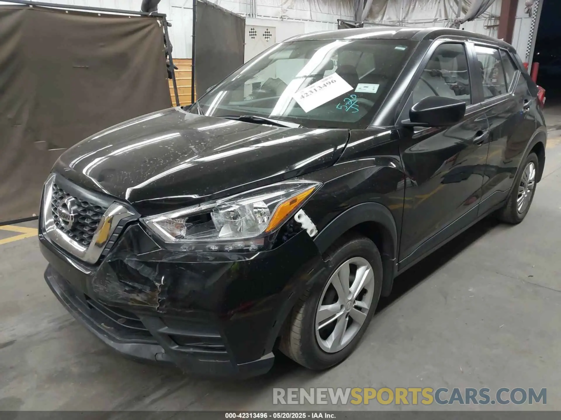 2 Photograph of a damaged car 3N1CP5BV3LL579039 NISSAN KICKS 2020