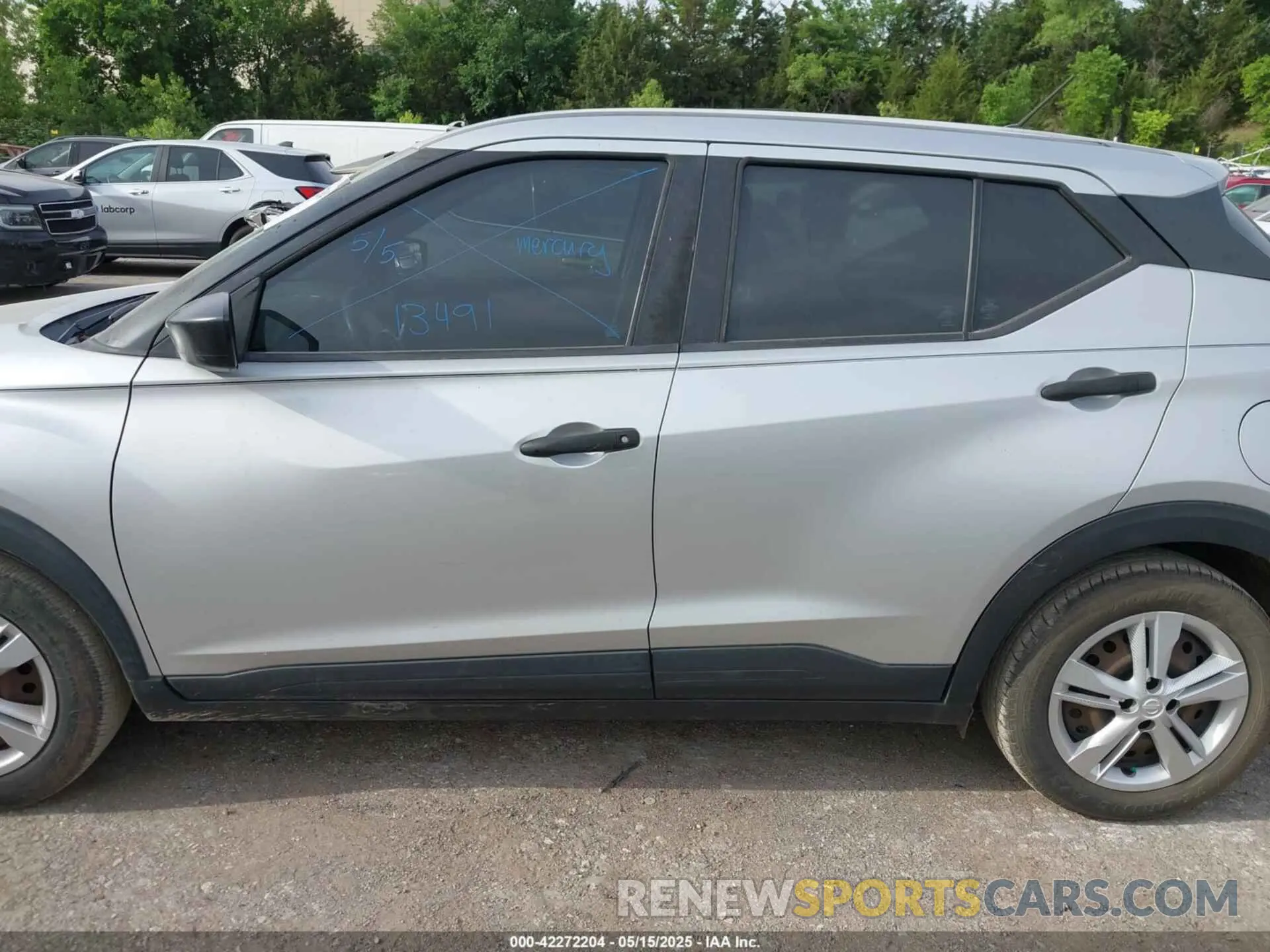 15 Photograph of a damaged car 3N1CP5BV4LL479001 NISSAN KICKS 2020