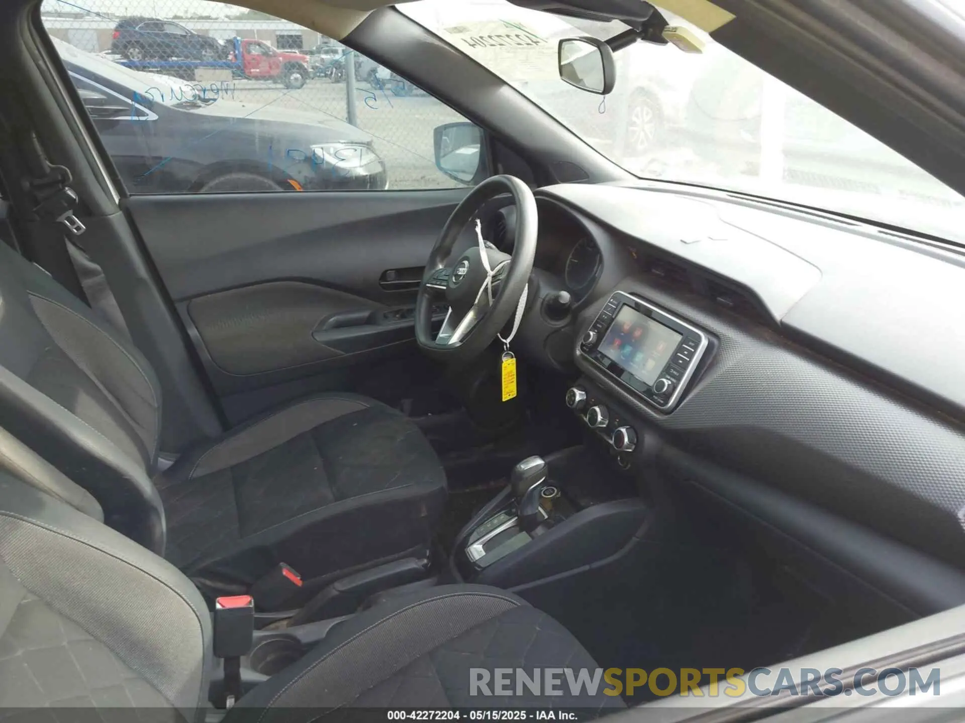 5 Photograph of a damaged car 3N1CP5BV4LL479001 NISSAN KICKS 2020