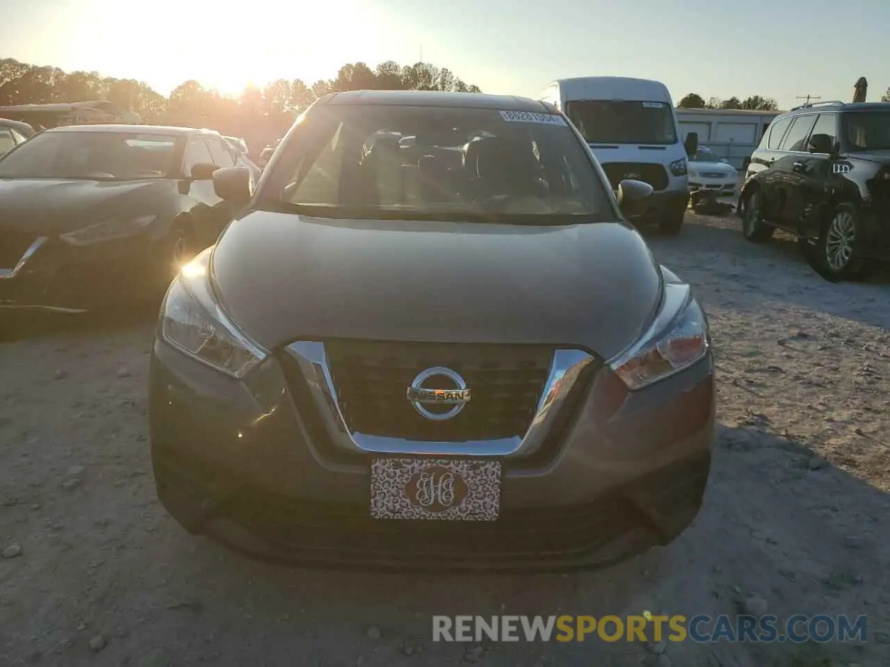 5 Photograph of a damaged car 3N1CP5BV4LL485123 NISSAN KICKS 2020