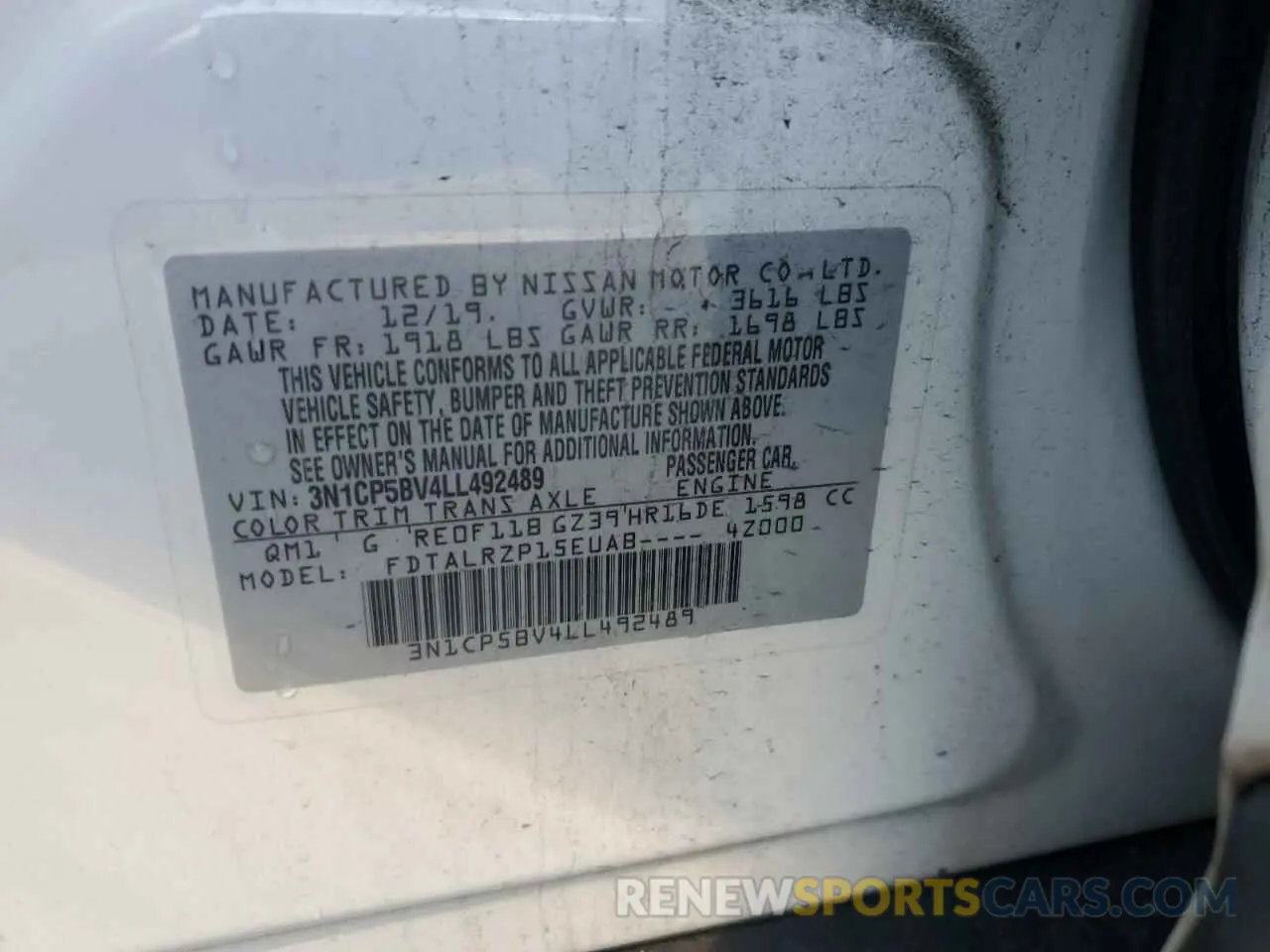 13 Photograph of a damaged car 3N1CP5BV4LL492489 NISSAN KICKS 2020