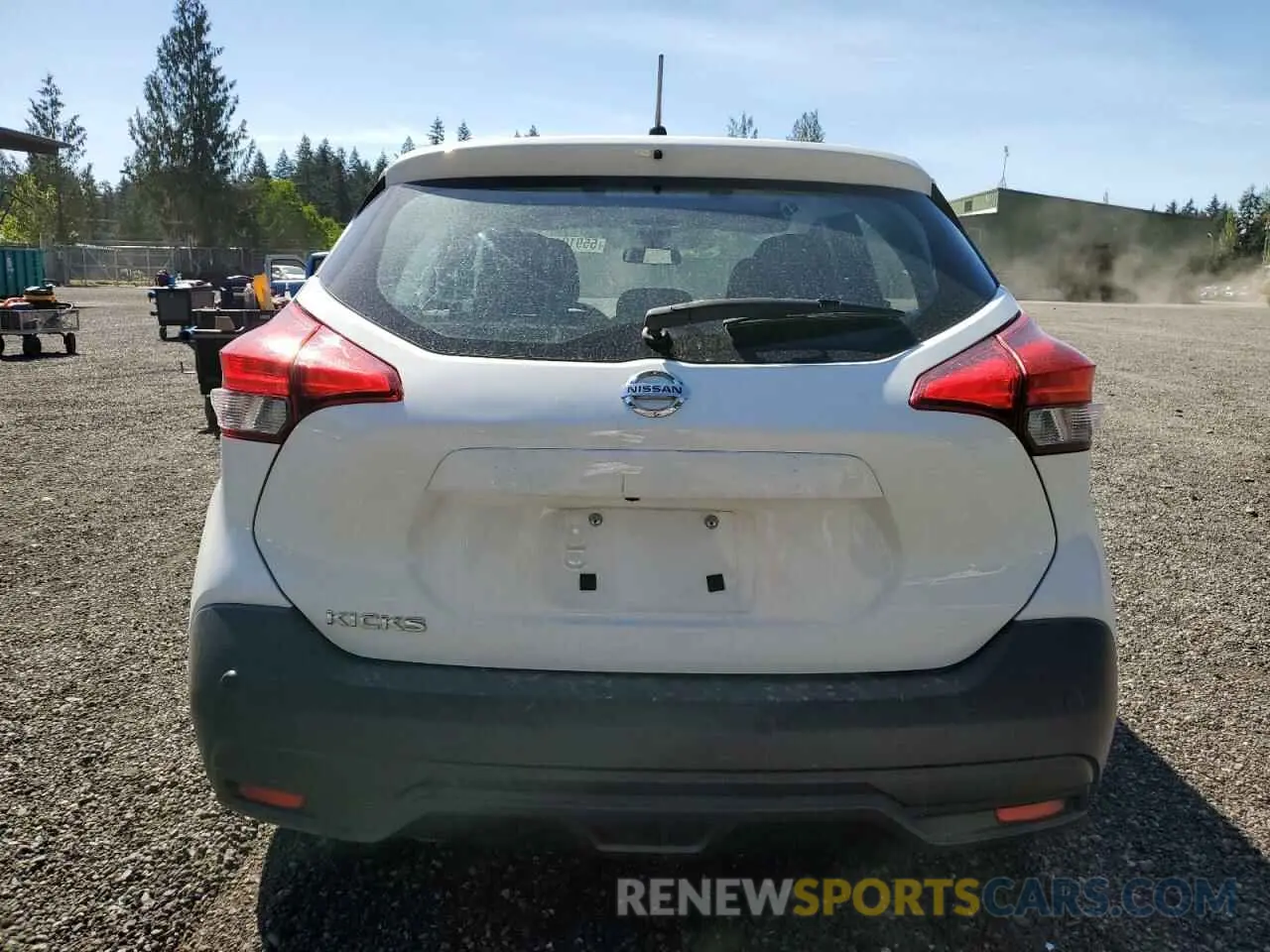 6 Photograph of a damaged car 3N1CP5BV4LL494680 NISSAN KICKS 2020