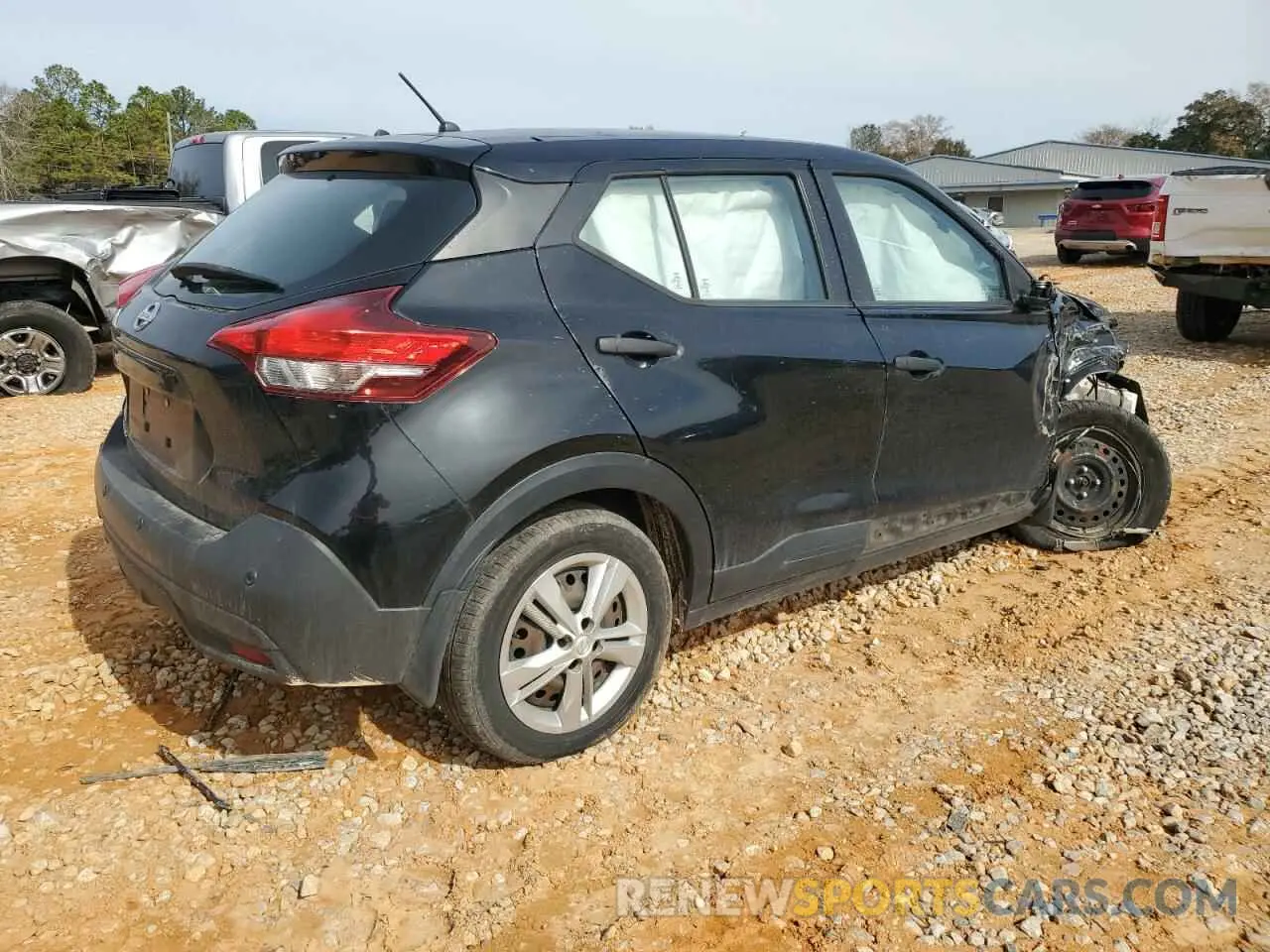 3 Photograph of a damaged car 3N1CP5BV4LL525233 NISSAN KICKS 2020