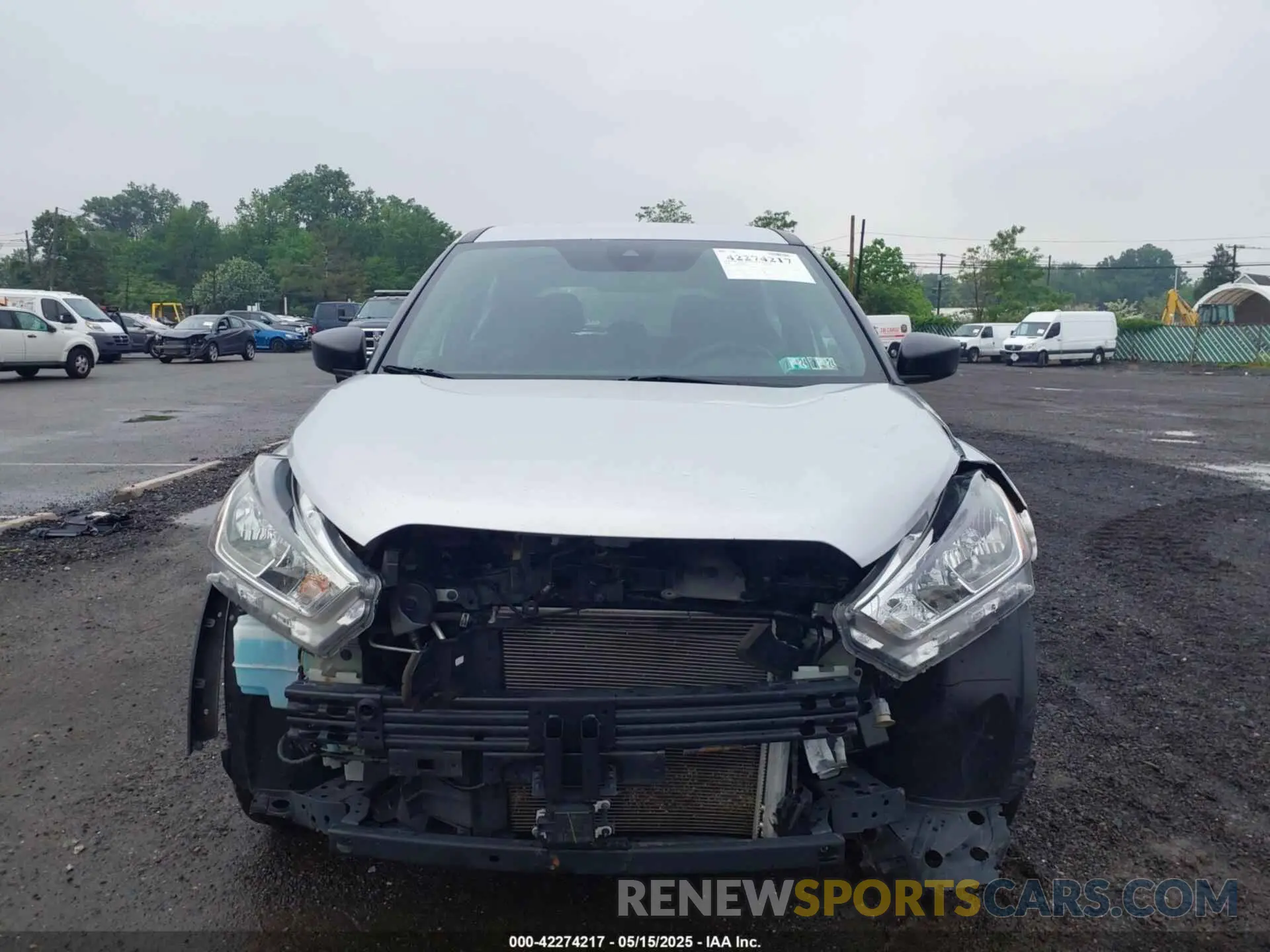 12 Photograph of a damaged car 3N1CP5BV4LL539665 NISSAN KICKS 2020