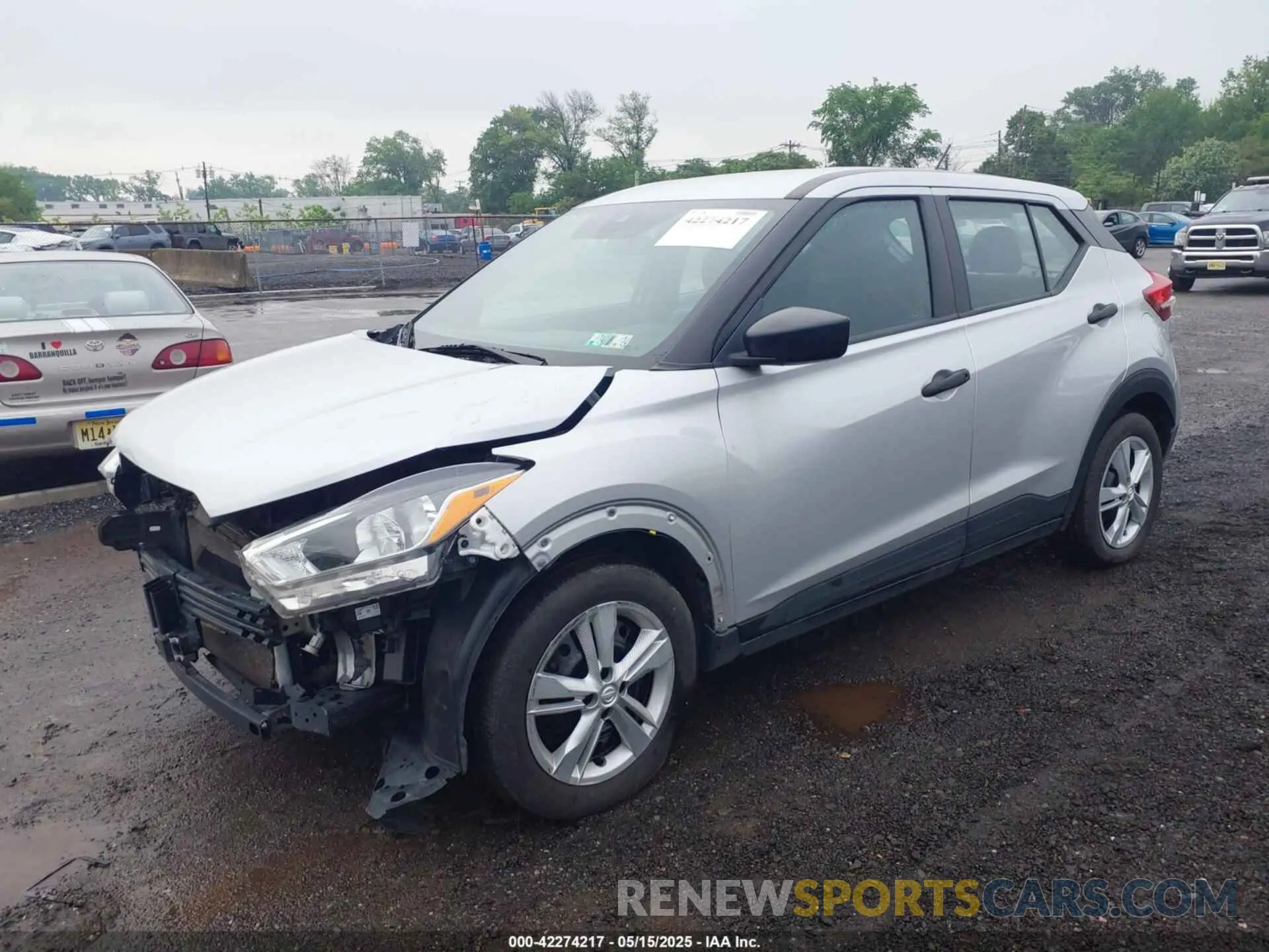 2 Photograph of a damaged car 3N1CP5BV4LL539665 NISSAN KICKS 2020