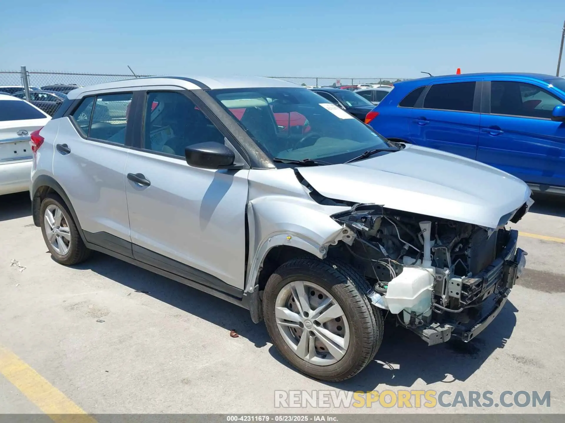 1 Photograph of a damaged car 3N1CP5BV4LL546499 NISSAN KICKS 2020