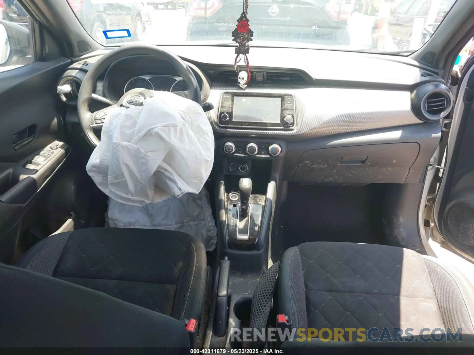 5 Photograph of a damaged car 3N1CP5BV4LL546499 NISSAN KICKS 2020