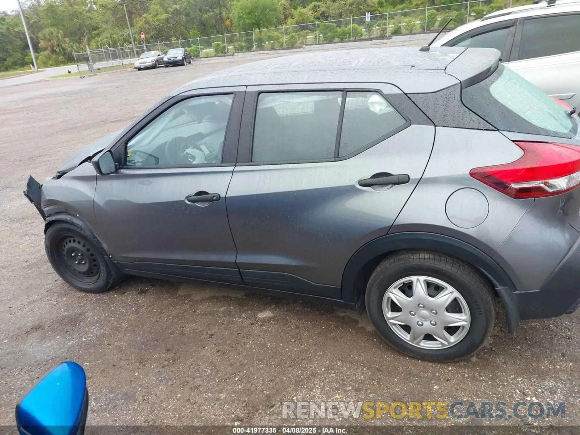 14 Photograph of a damaged car 3N1CP5BV5LL495563 NISSAN KICKS 2020