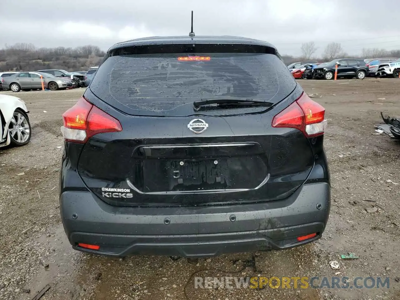 6 Photograph of a damaged car 3N1CP5BV5LL504987 NISSAN KICKS 2020