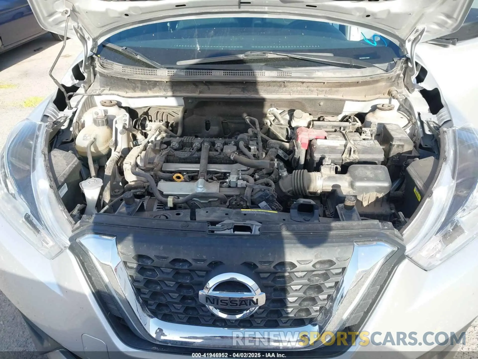 10 Photograph of a damaged car 3N1CP5BV5LL564851 NISSAN KICKS 2020