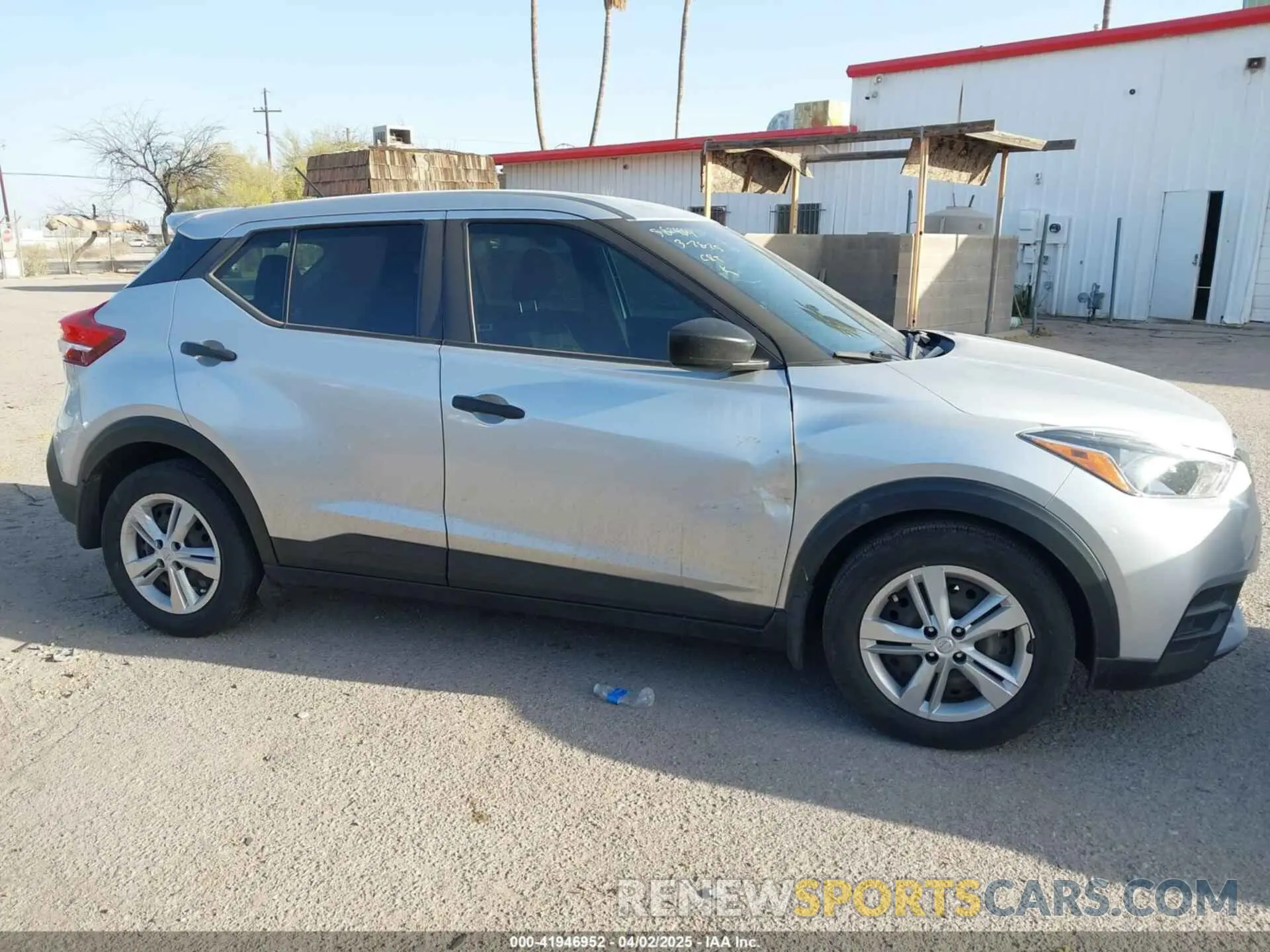 13 Photograph of a damaged car 3N1CP5BV5LL564851 NISSAN KICKS 2020