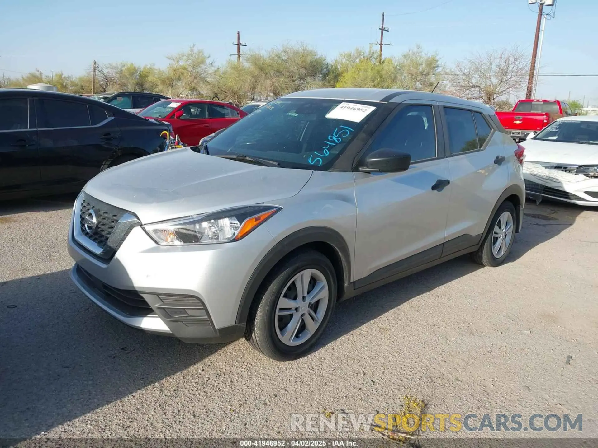 2 Photograph of a damaged car 3N1CP5BV5LL564851 NISSAN KICKS 2020