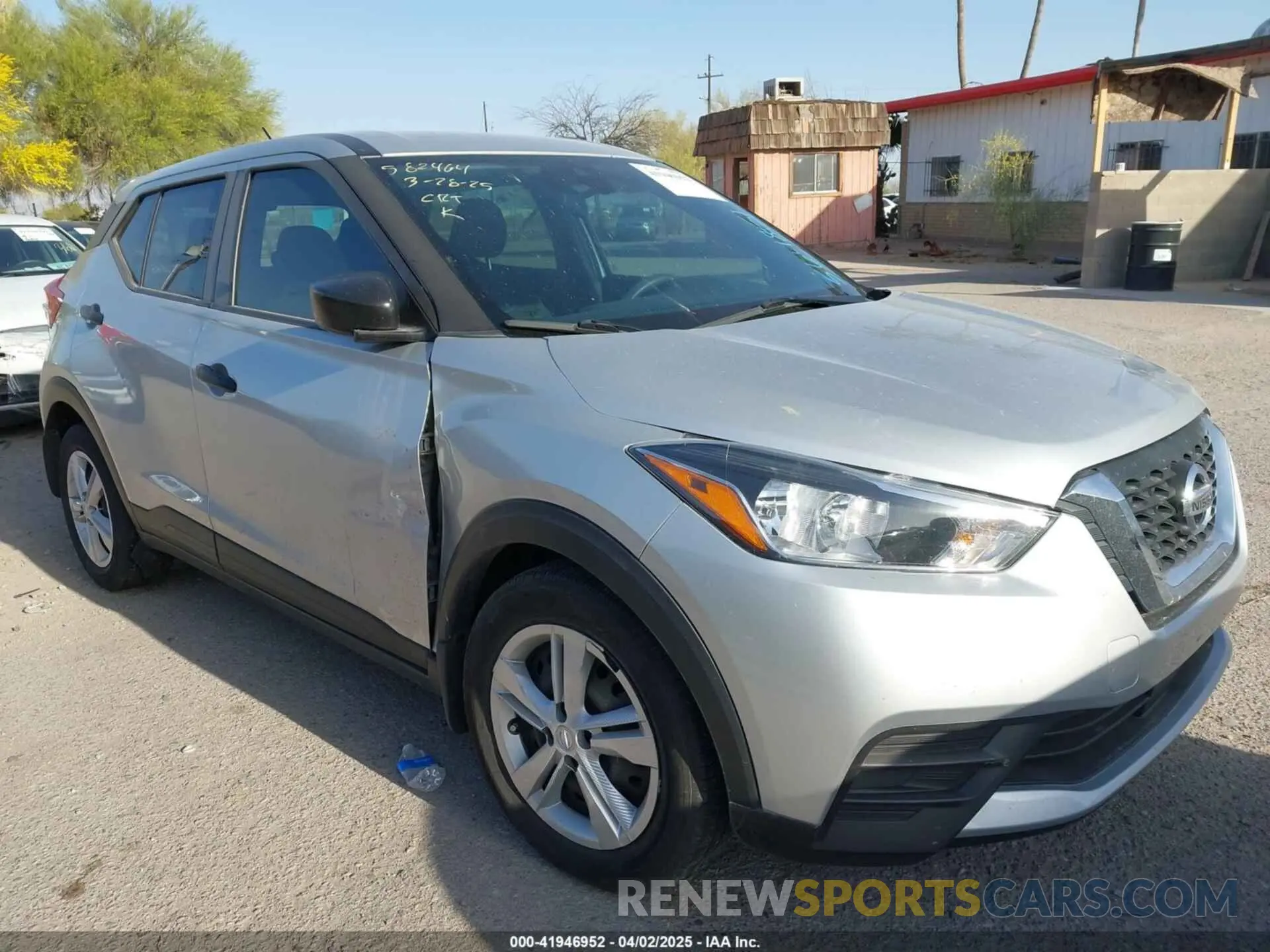 6 Photograph of a damaged car 3N1CP5BV5LL564851 NISSAN KICKS 2020
