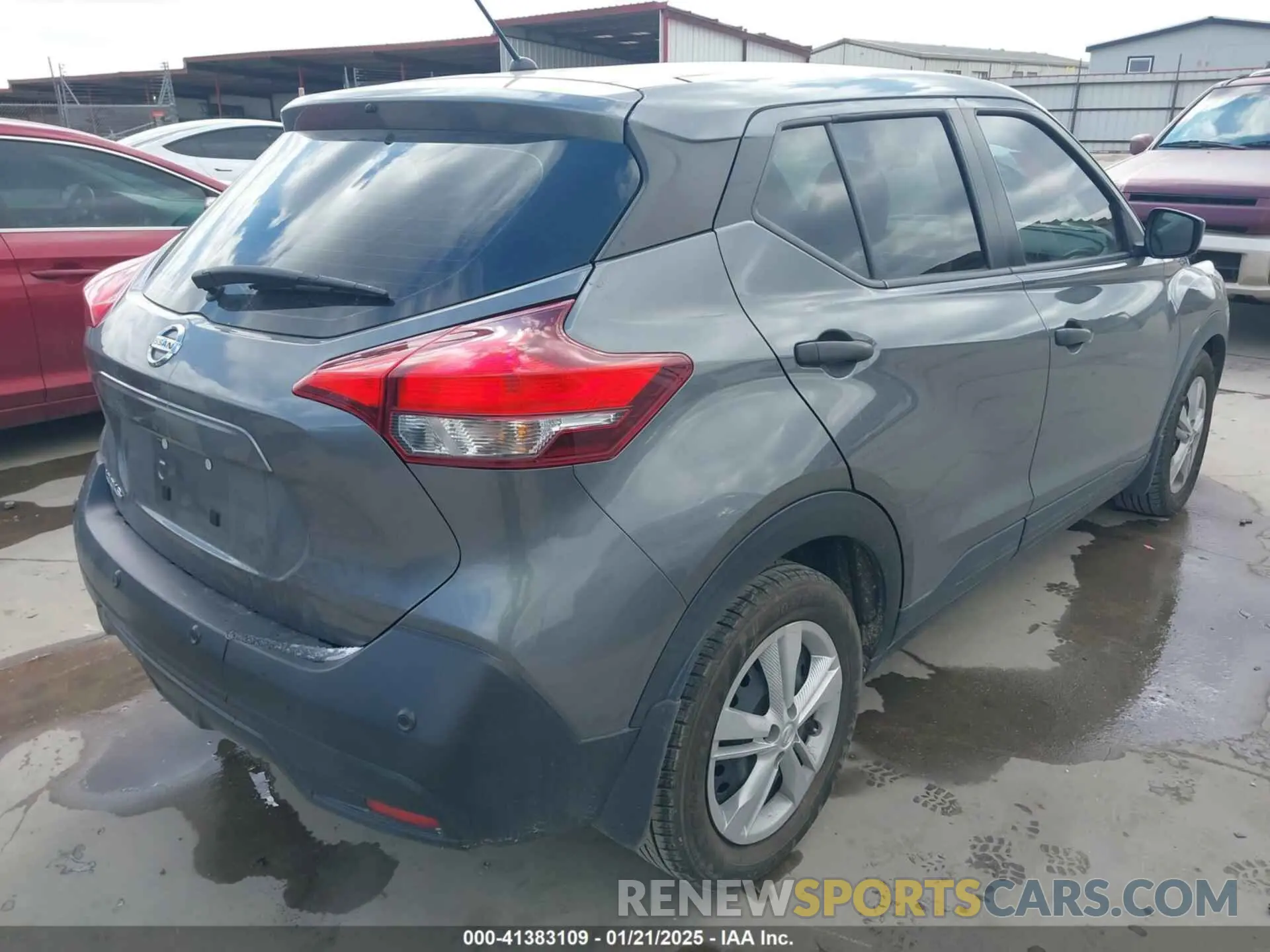 4 Photograph of a damaged car 3N1CP5BV6LL573834 NISSAN KICKS 2020