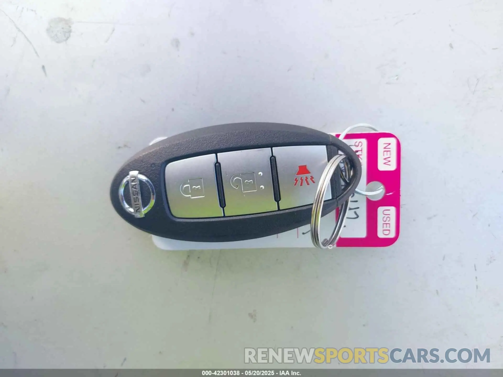 11 Photograph of a damaged car 3N1CP5BV7LL482975 NISSAN KICKS 2020