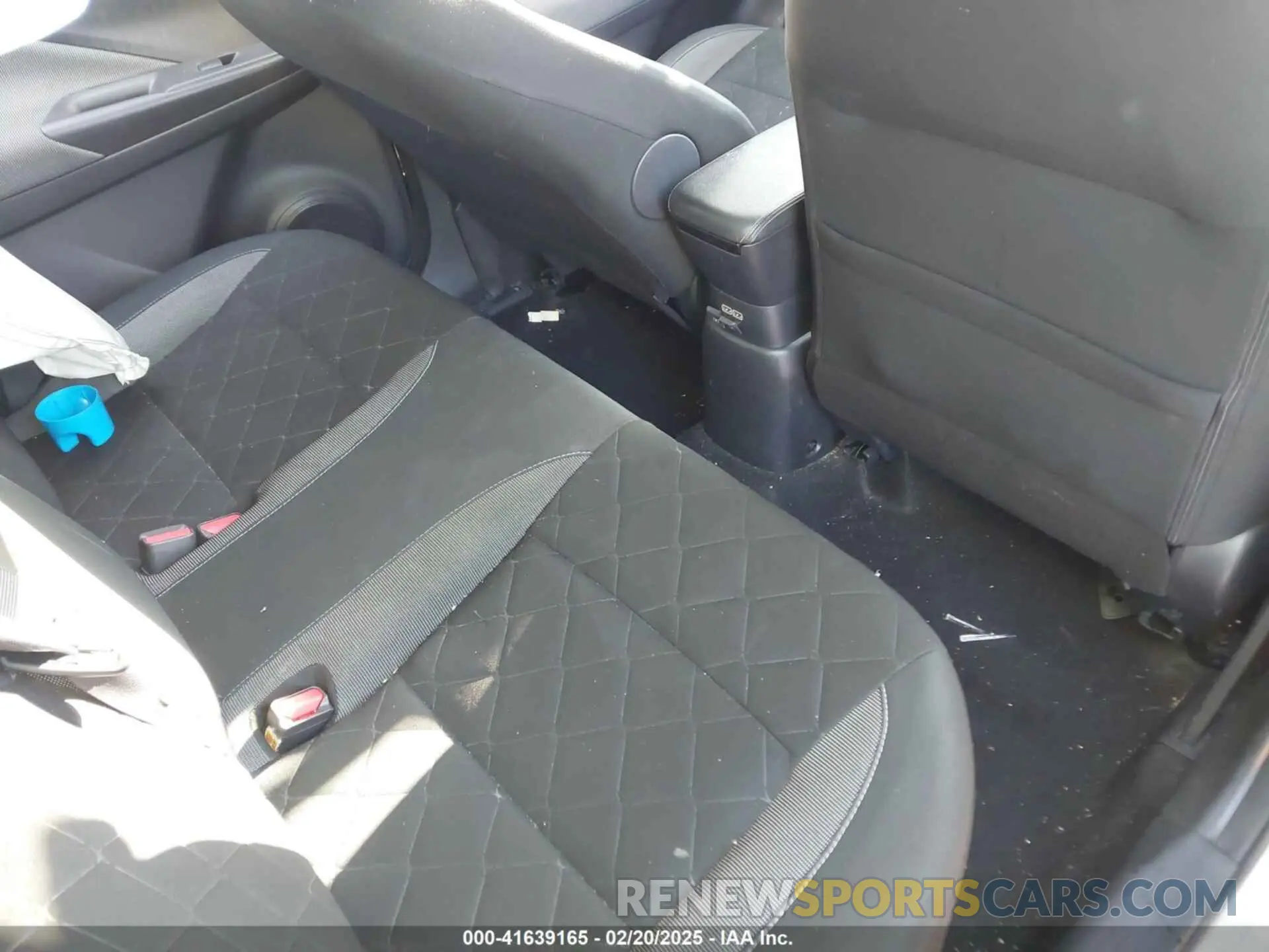 8 Photograph of a damaged car 3N1CP5BV7LL512184 NISSAN KICKS 2020
