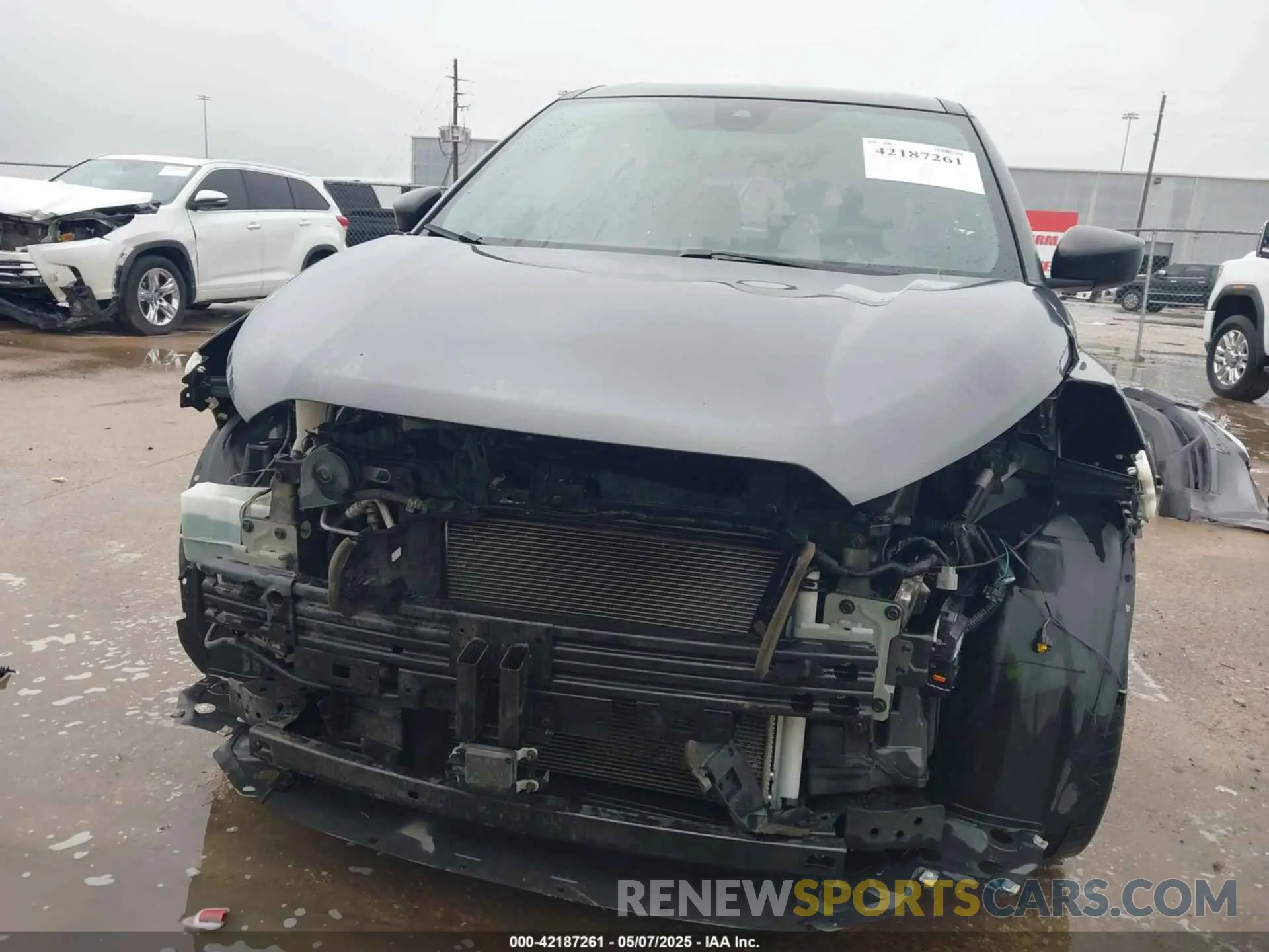 13 Photograph of a damaged car 3N1CP5BV7LL517093 NISSAN KICKS 2020