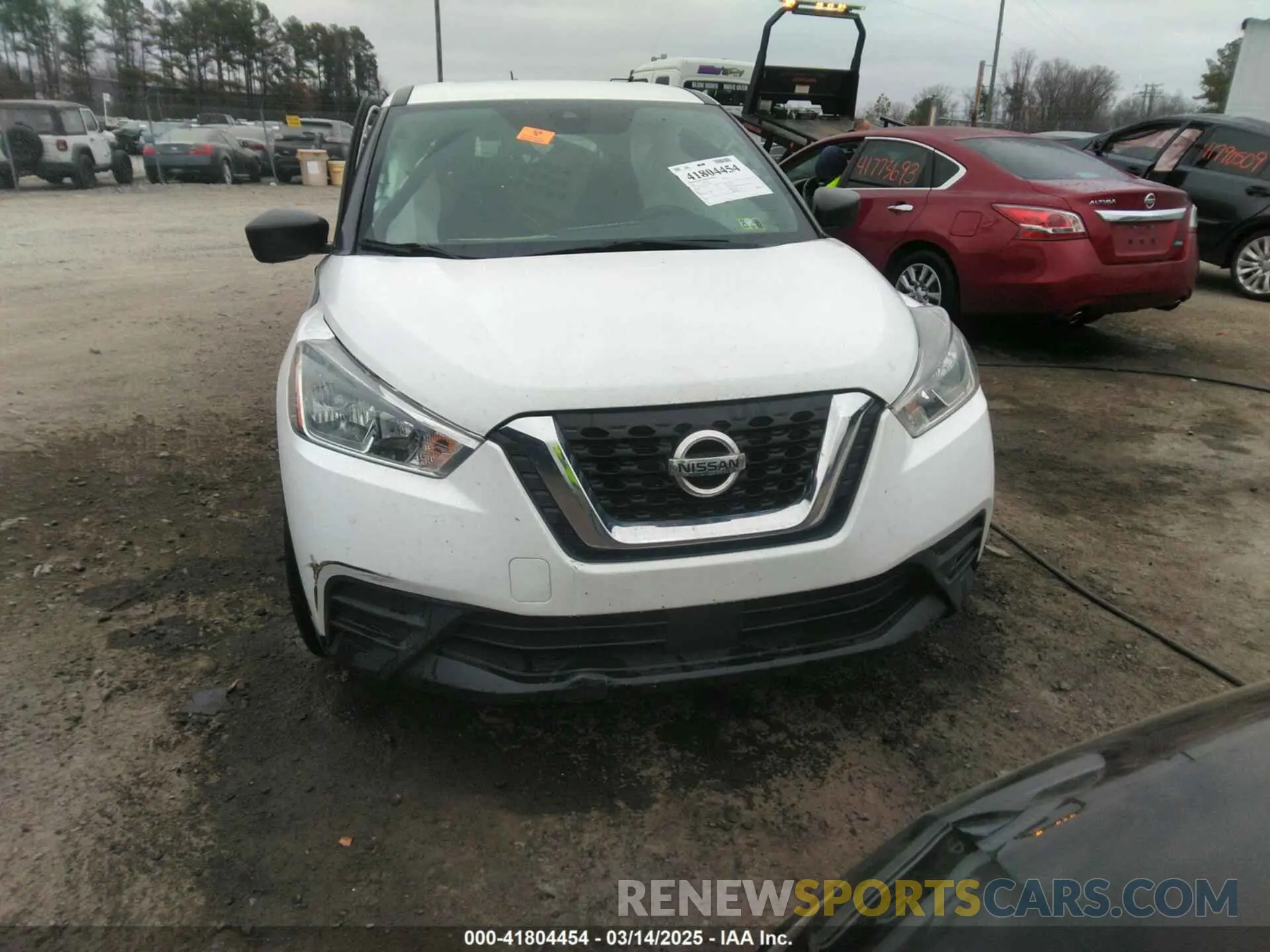12 Photograph of a damaged car 3N1CP5BV7LL534086 NISSAN KICKS 2020